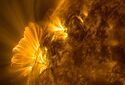 Некоторые из знаковых корональных петель Солнца могут быть иллюзией