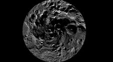 Астрономы описали вид первых ударных кратеров на Луне